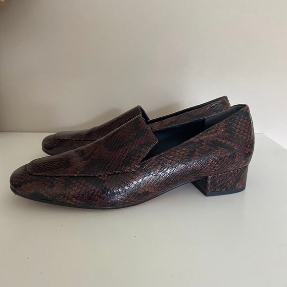 Vince Brown Leather Slip On Fauna Snakeskin Print Loafers Size 9.5 - Picture 2 of 8